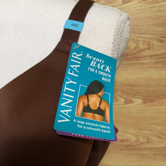 NWT Vanity Fair cappuccino colored bra size 40C - Picture 2 of 5
